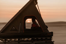 Load image into Gallery viewer, Alu Cab Gen 3-R Hard Shell Rooftop Tent
