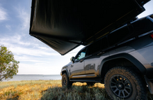 Load image into Gallery viewer, DELTAWING 180° AWNING