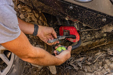 Load image into Gallery viewer, IRONMAN 4x4 SOFT SHACKLE – 14,000KG